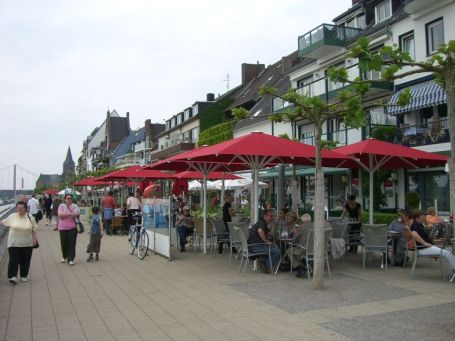 Emmerich : Rheinpromenade